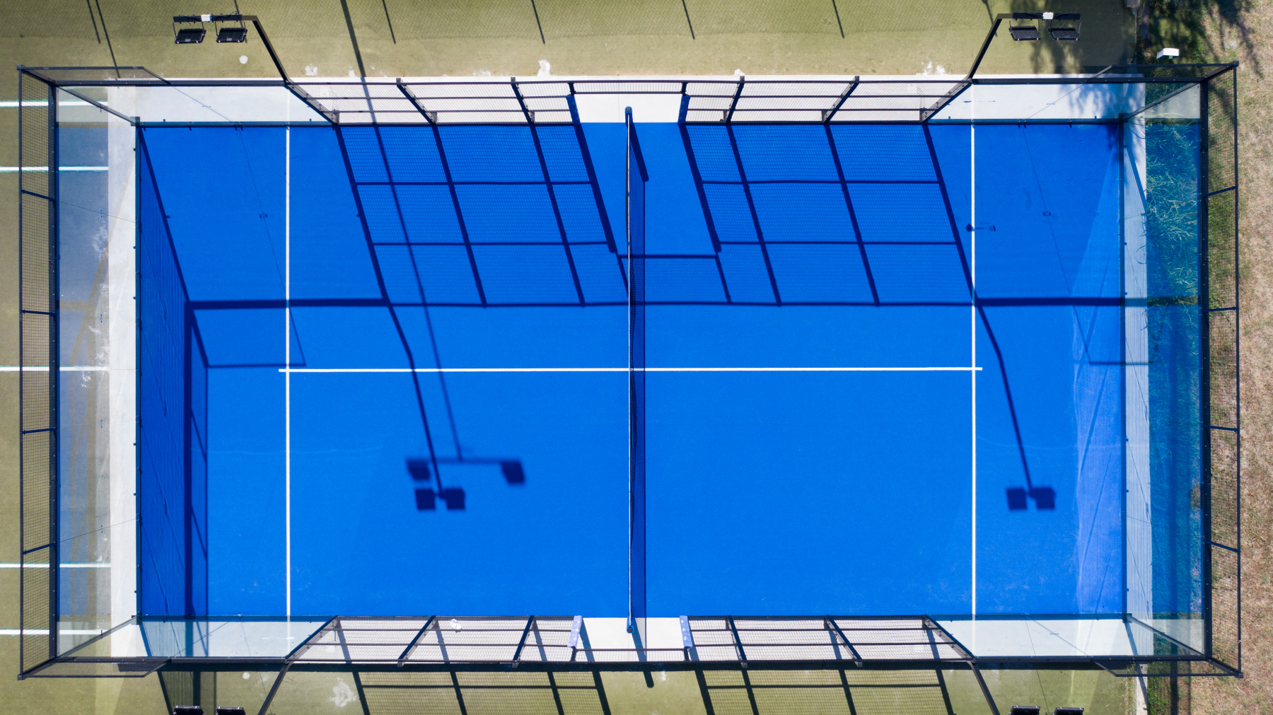 Il campo da padel dall'alto - Roller Club Tropea